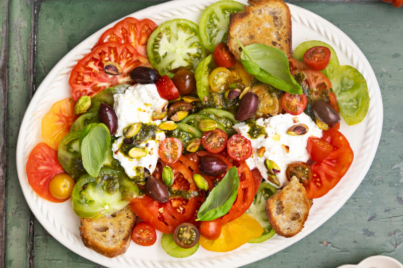 Salade de tomates au pesto de pistaches