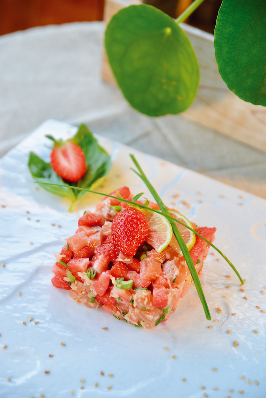 recette de Tartare de saumon aux fraises