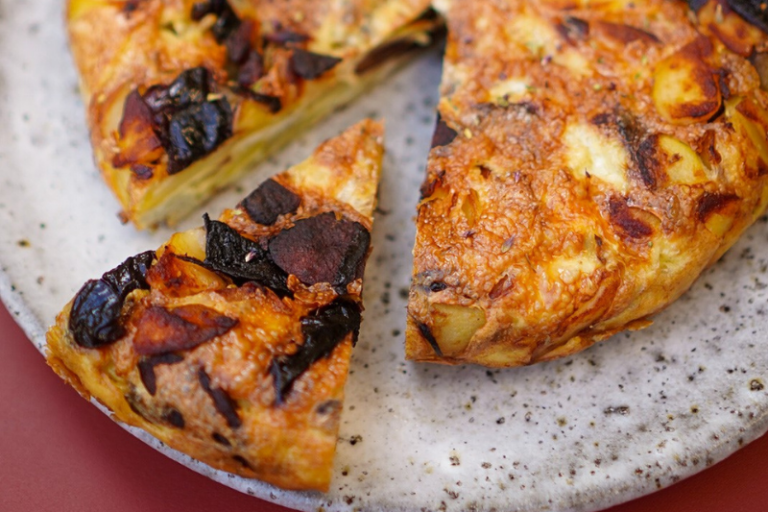 Tortilla espagnole aux pruneaux d’Agen