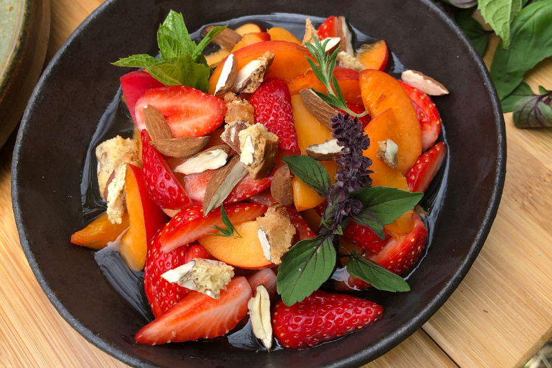 Salade d’abricots et fraises