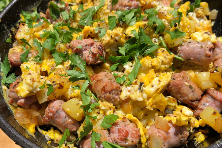 Brouillade aux pommes de terre et saucisses