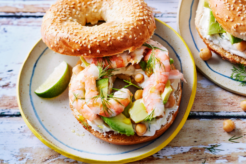 Bagel avocat crevette au fromage