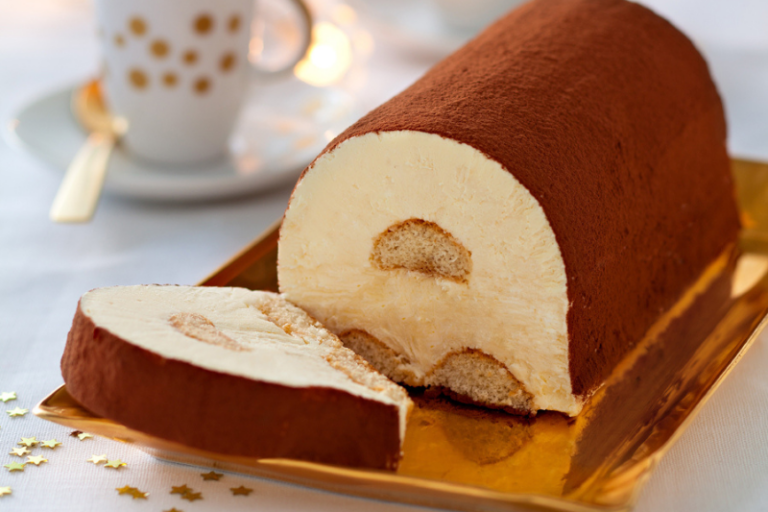 Bûche tiramisu glacée au chocolat