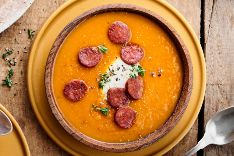 Velouté de butternut au chorizo doux