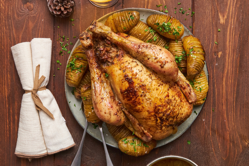 Chapon farci et pommes de terre