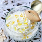 Mousse à l’orange et aux dattes