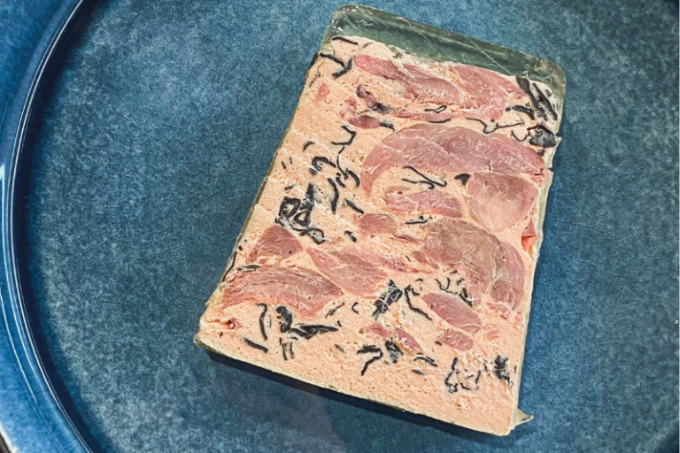 Terrine de mousse de foie de volaille
