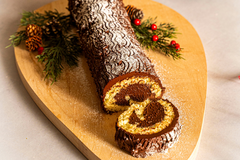 Bûche de Noël à l’avocat et au chocolat