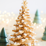 Sapin en pâte sablée aux noisettes