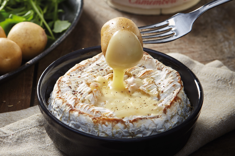 Camembert rôti façon raclette