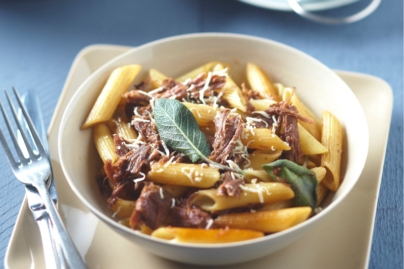 Penne au boeuf et beurre de sauge