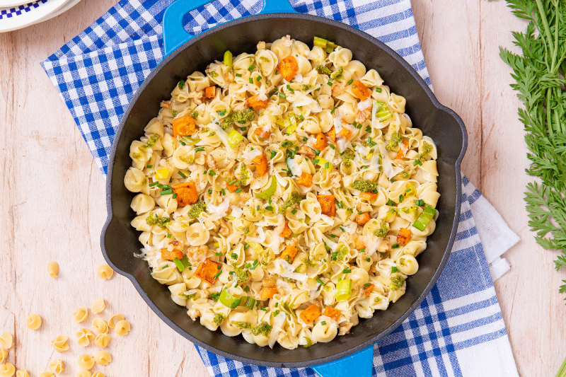 Poêlée de collerettes aux légumes et pesto