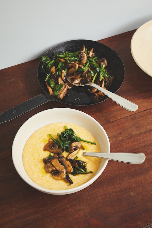 recette de Polenta crémeuse aux champignons et épinards