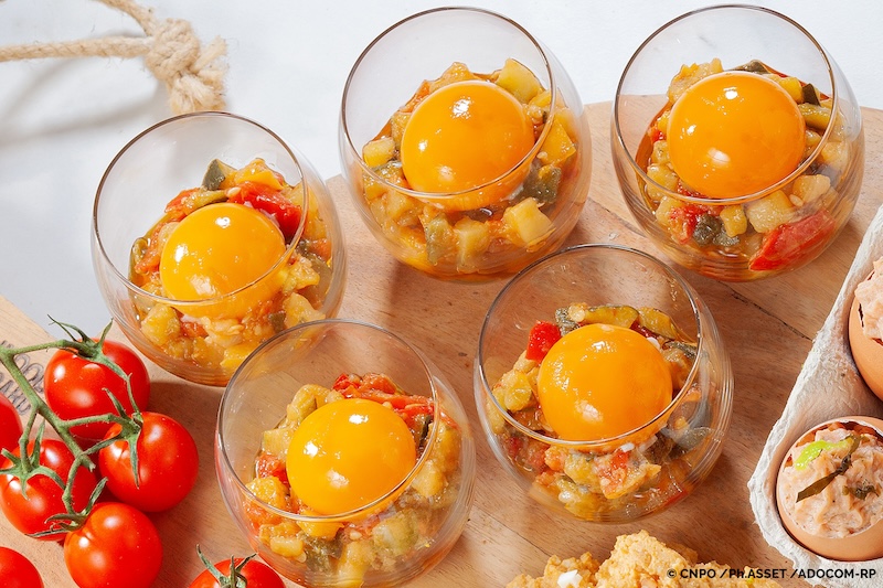 recette d'Oeufs confits sur lit de ratatouille