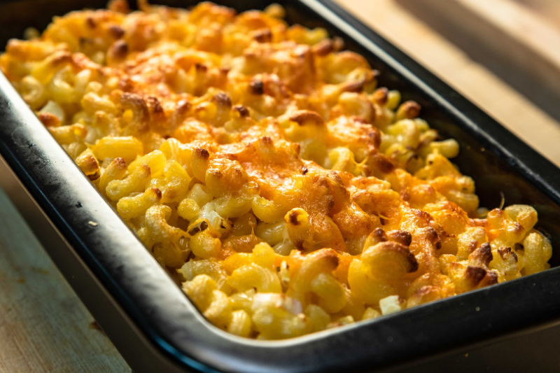 Gratin de coquillettes aux asperges et mimolette