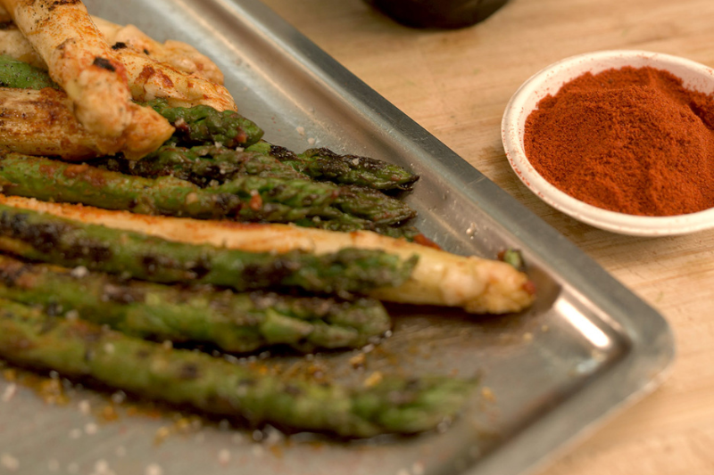 Asperges marinées au paprika et herbes