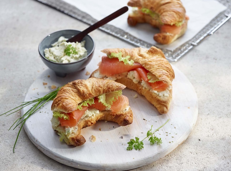 recette de Croissants fourrés au saumon fumé