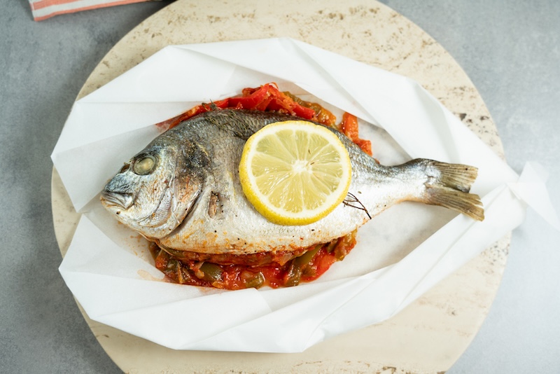 recette de Papillotes de daurade à la basquaise