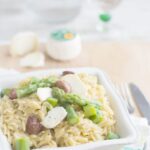 recette de Orzotto d’asperges et chipolatas au Chavignol
