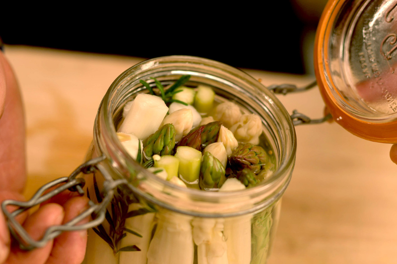 Pickles d’asperges vertes et blanches