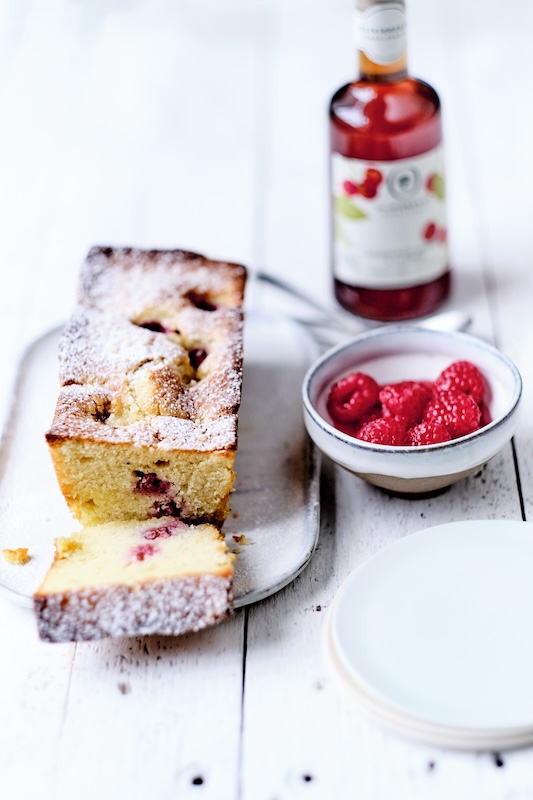 recette de Cake aux framboises citron-pistache