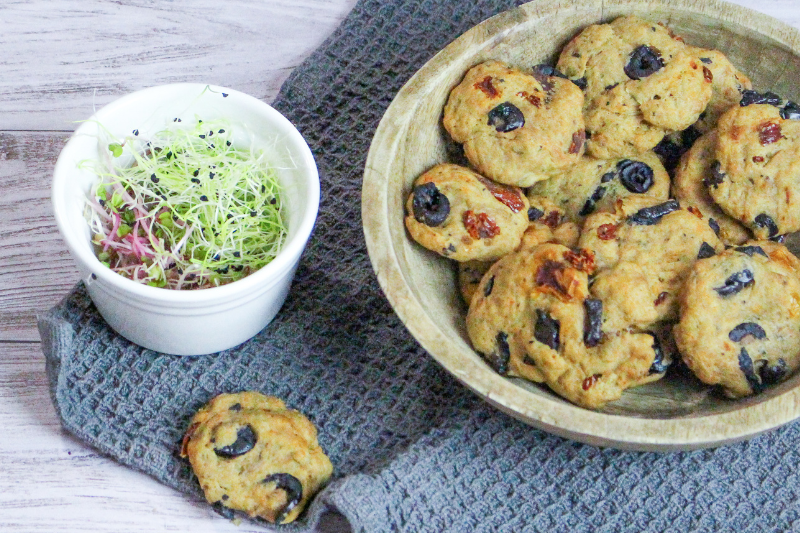 Mini-cookies aux olives de Kalamata