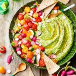 recette de Houmous bowl aux courgettes et radis
