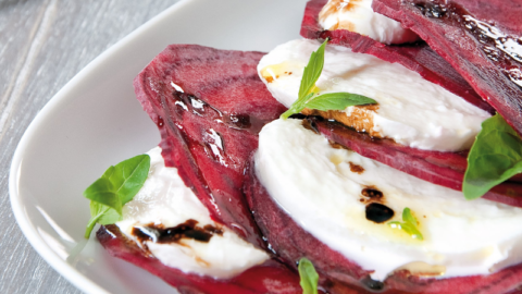 Carpaccio de betteraves à la burrata