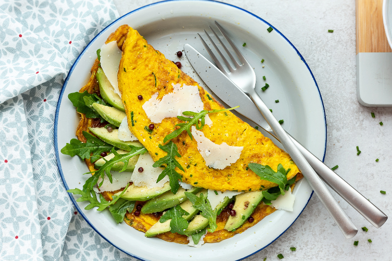 Omelette à l’avocat et au Parmesan