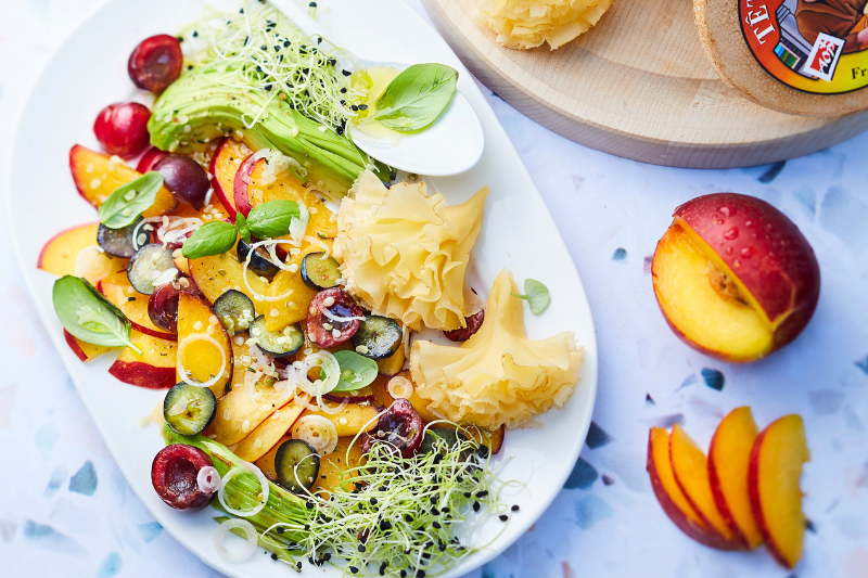 Salade de nectarines à la Tête de Moine