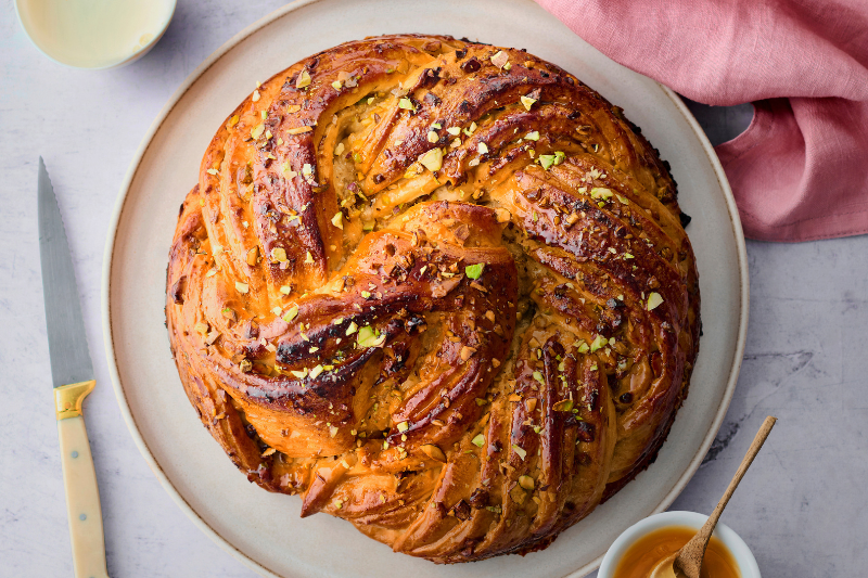 Babka au miel et à la pistache