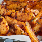 Patatas bravas aux herbes