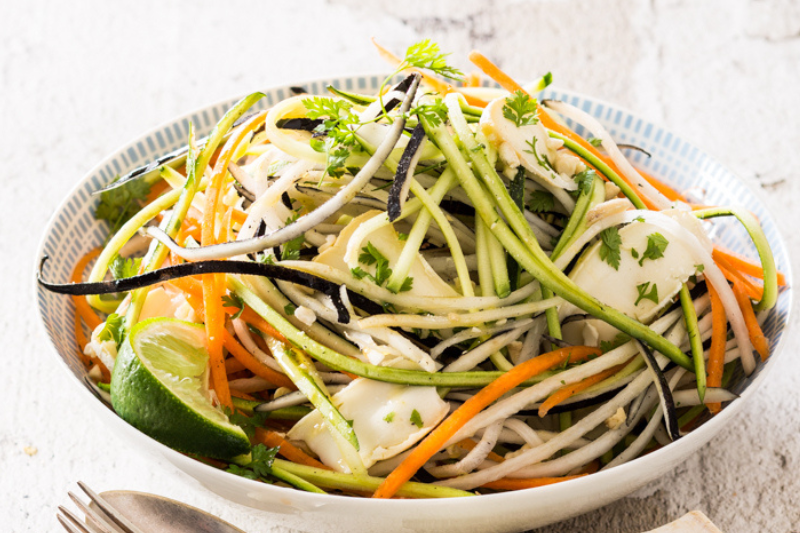 Salade de spaghetti de légumes au Reblochon