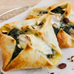 Feuilletés épinards et Pont l’Evêque