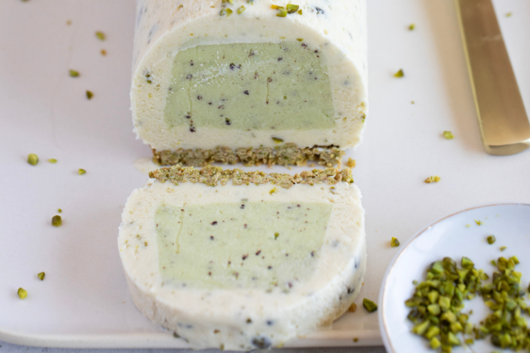 Bûche glacée kiwi pistache
