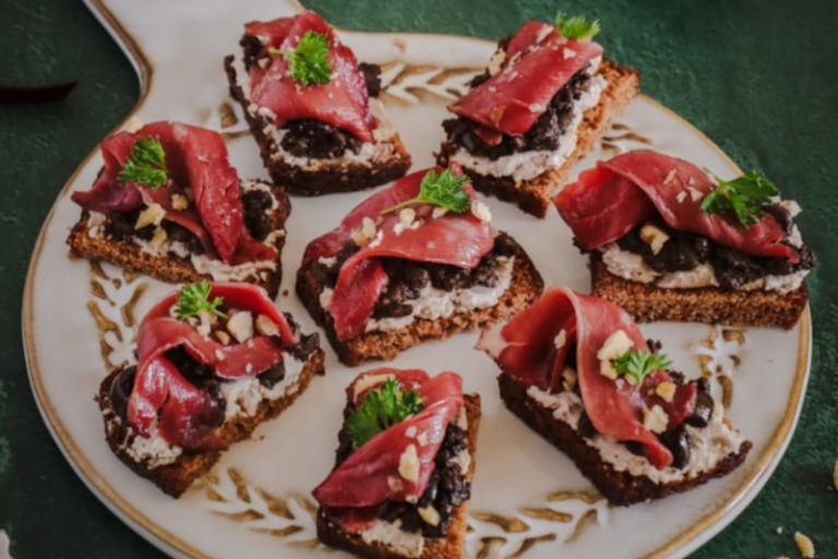 Toasts de magrets fumés et pulpe