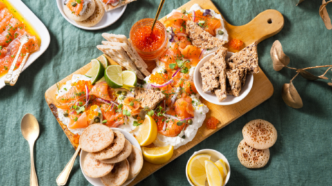 Planche de saumon de Norvège
