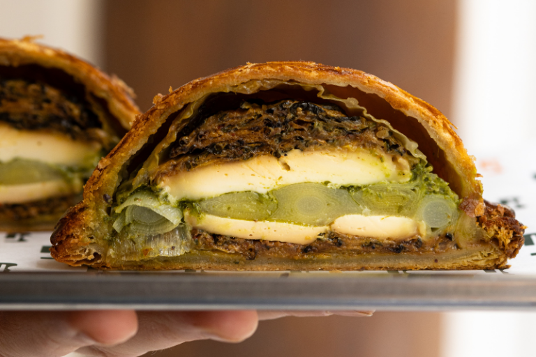 Tourte végétarienne au Chabichou du Poitou