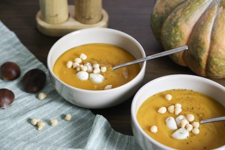 Soupe à la courge et aux perles d’épeautre