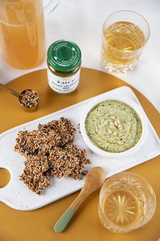 recette de Tartinade au pesto et crackers aux graines