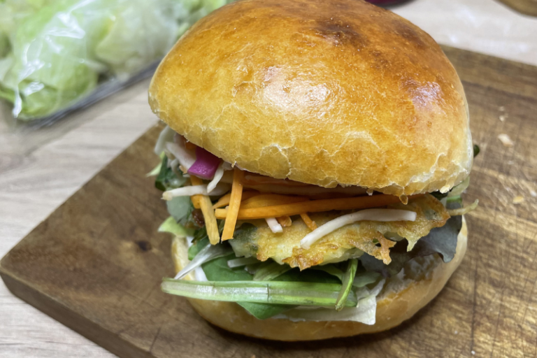 Burger végétal au pain maison