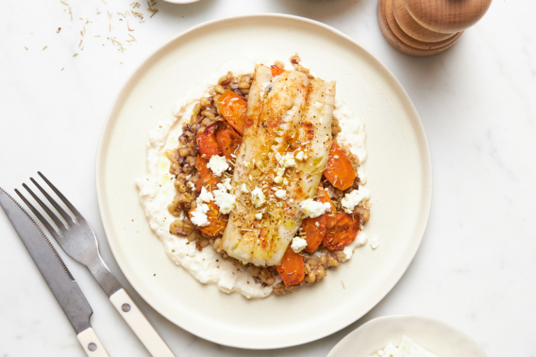 Colin à la feta et aux carottes rôties