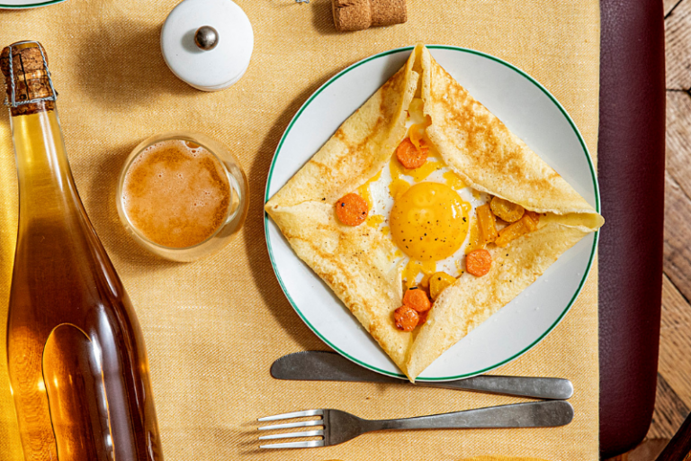 Crêpes salées oeuf et fromage