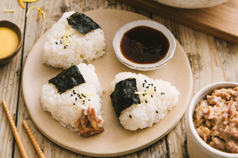 Onigiris aux rillettes de blanquette de veau
