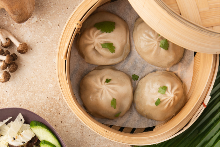 Raviolis à la poitrine de porc et au chou