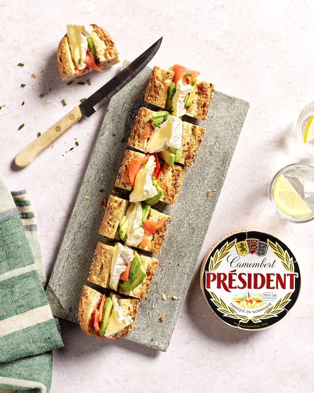 recette de Baguette camembert avocat saumon