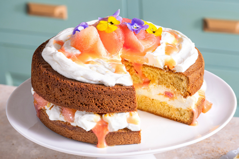 Sponge cake au pamplemousse rose