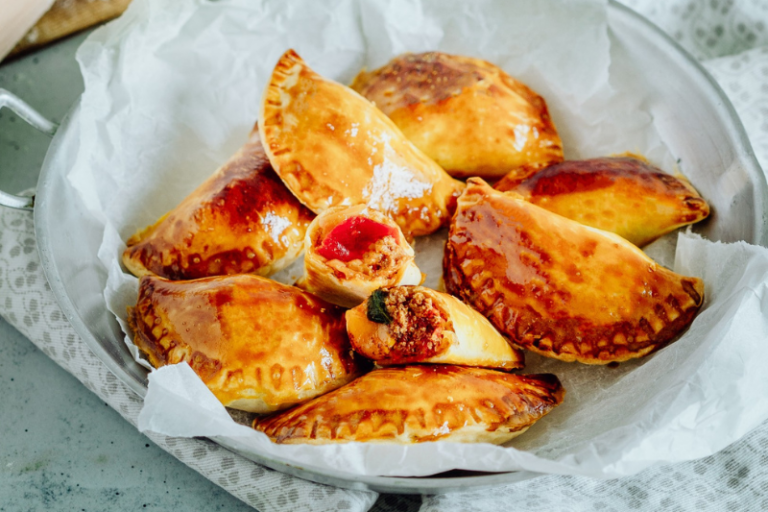 Empanadas au thon et aux poivrons