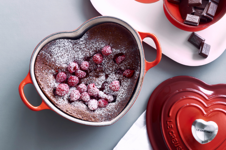 Gâteau au chocolat et framboises