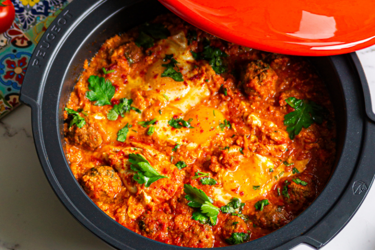 Tajine de kefta aux œufs